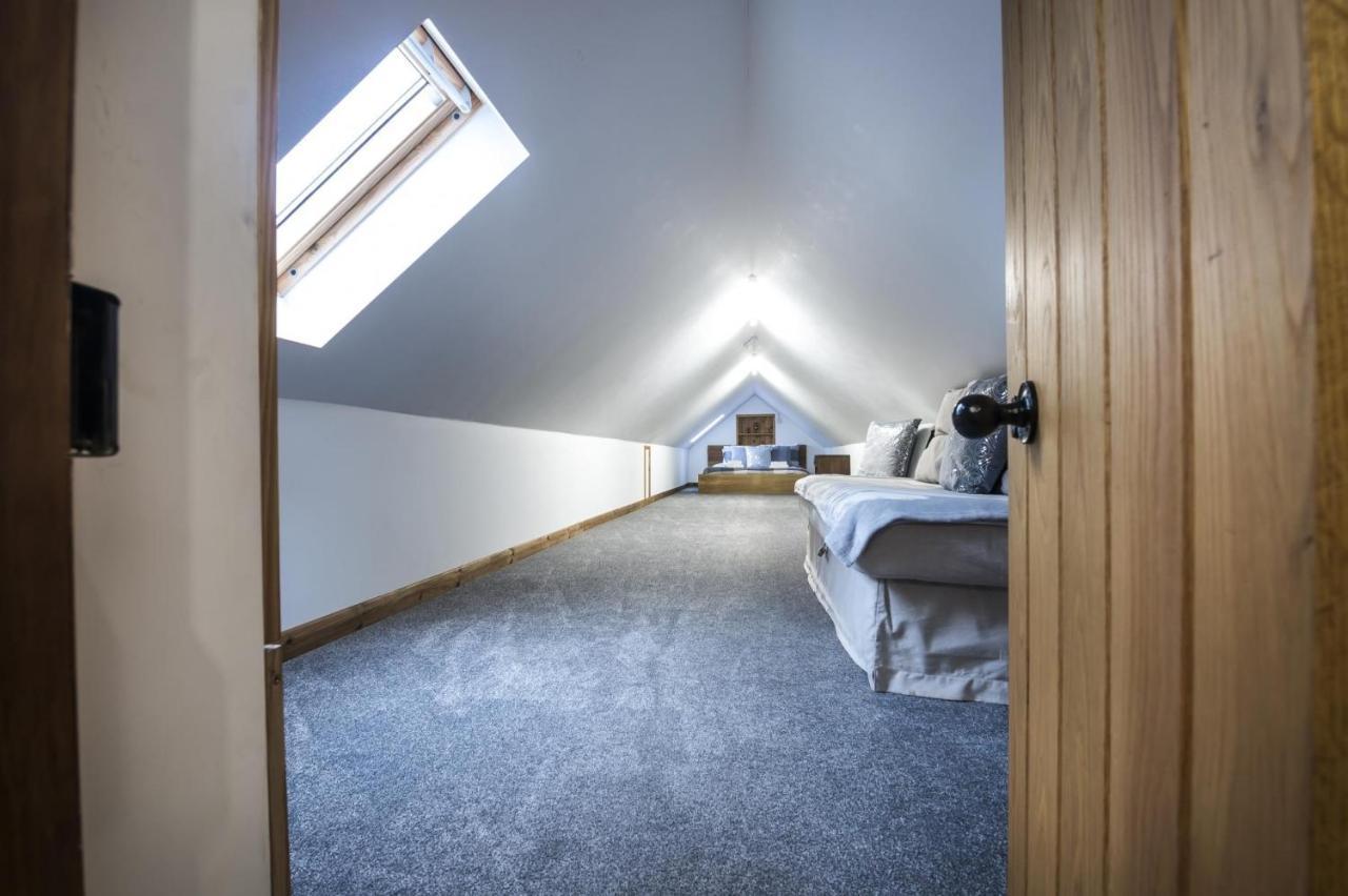 Orchard Cottage - Luxurious Barn Conversion - Beavers Hill แมเนอร์เบียร์ ภายนอก รูปภาพ